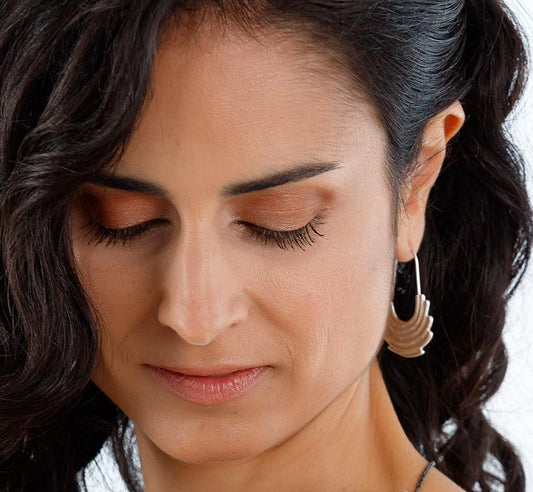 Brincos Longos The Unfinished